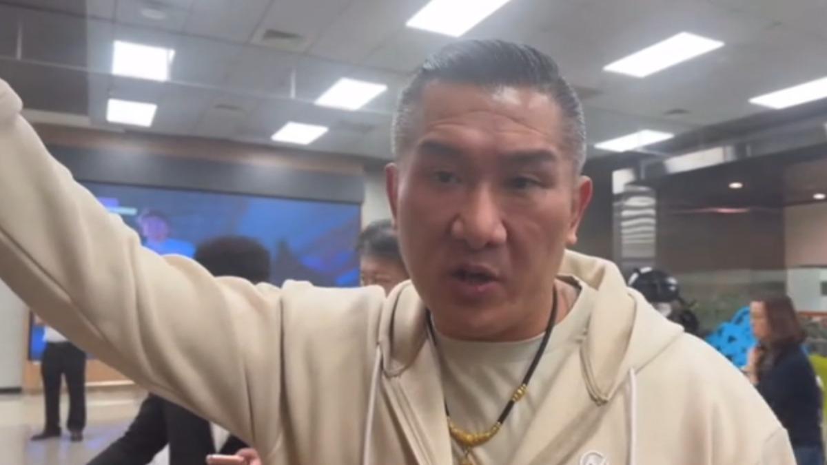 網紅館長陳之漢,5號傍晚返台,他表示希望能帶民眾黨主席黃國昌去深圳旅遊。(圖片來源/DEAR NANA)