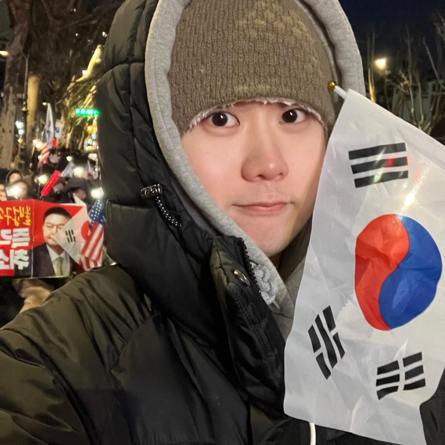 韓國警方認為大寶醬已經嚴重損毀韓國形象。(圖/翻攝自debochan1234 IG)