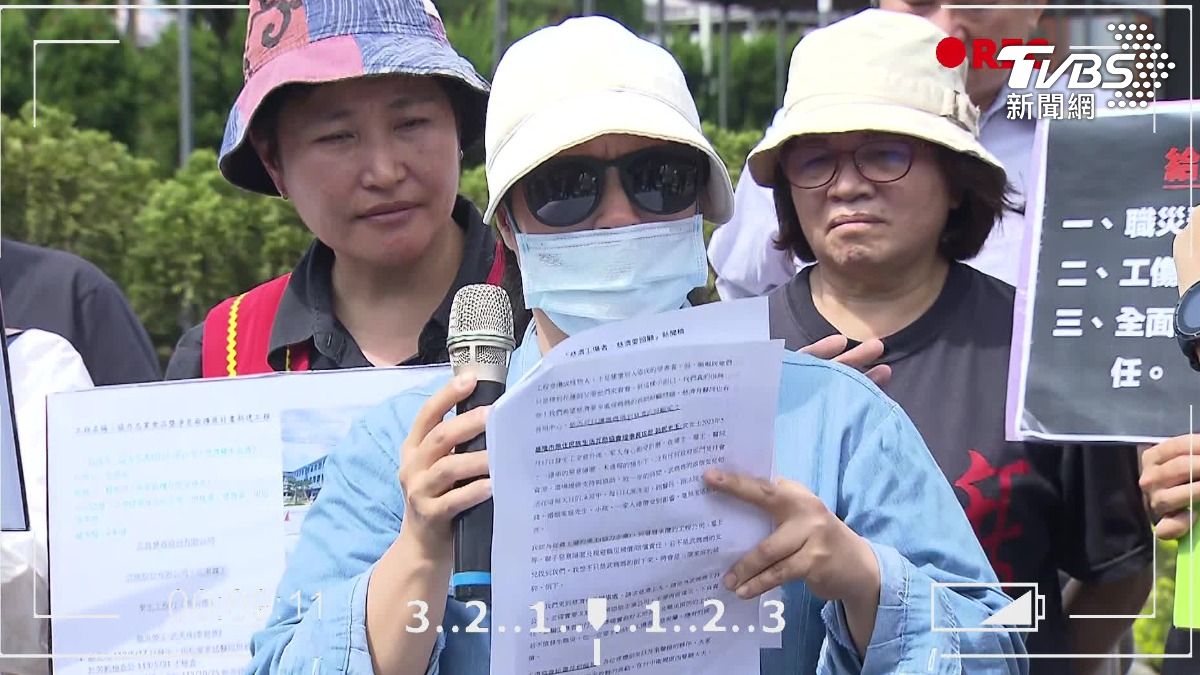職災勞工家屬淚訴。(圖/TVBS)