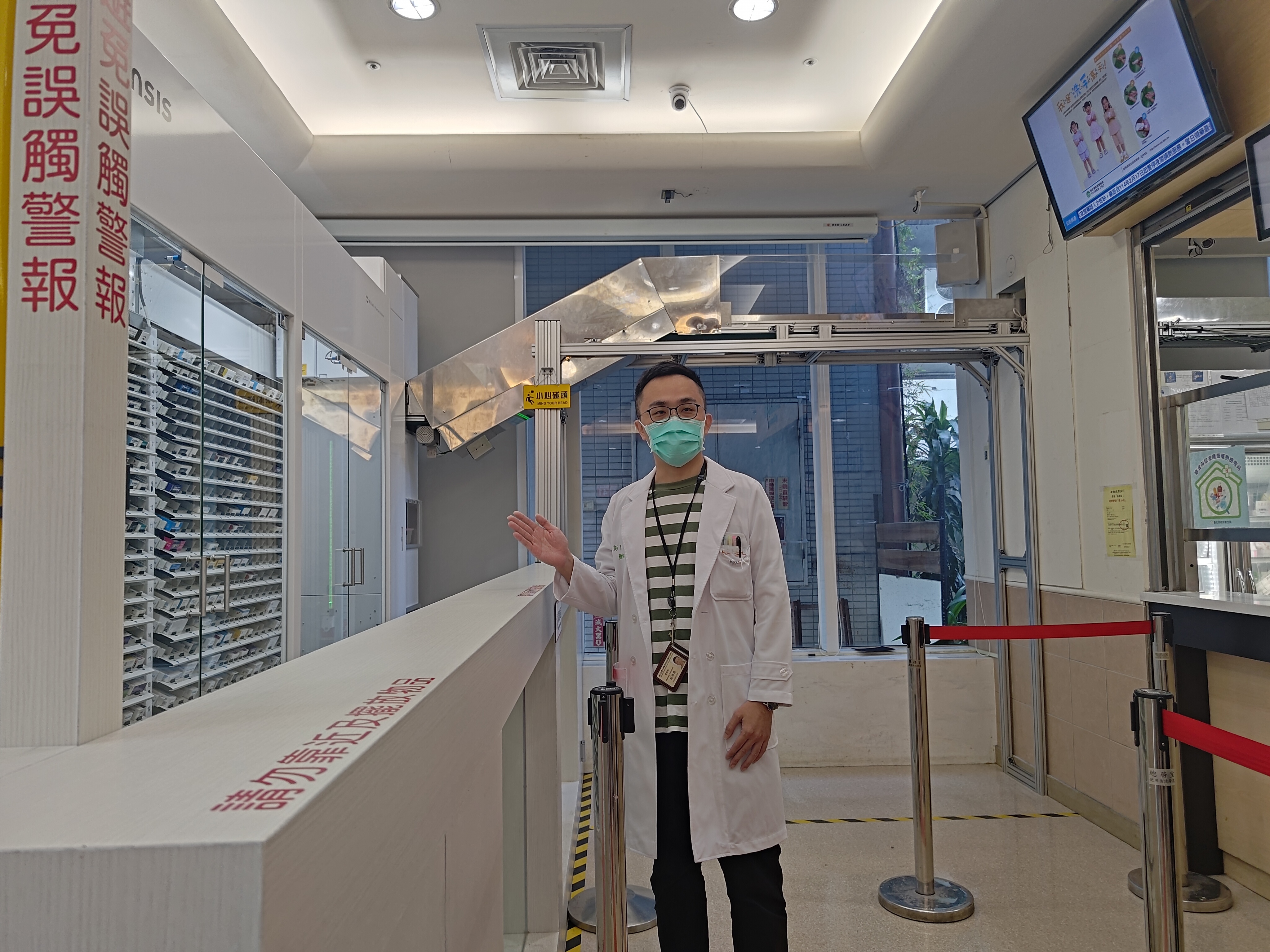 藥師人力拉警報 台大北護分院打造自動化發藥機