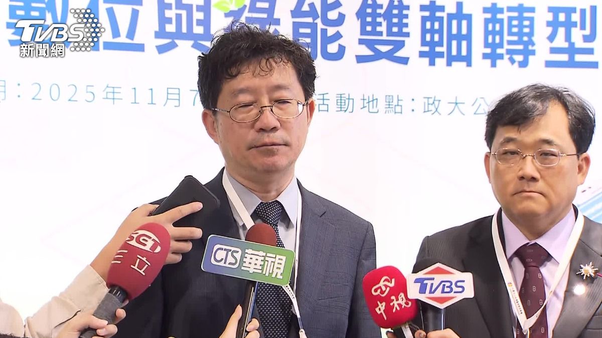 二代健保補充保費改革方案喊卡,中經院院長發文感嘆,「大家都說健保不能倒,要漲保費卻說別找我」。(圖/TVBS)