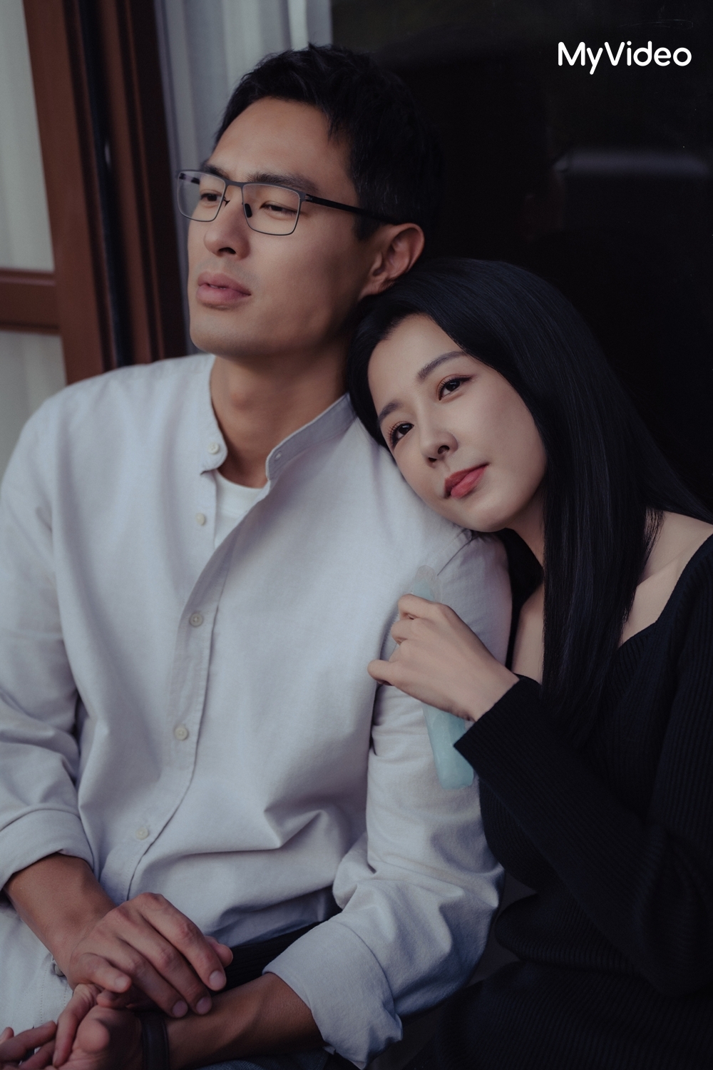 楊祐寧(左)受不了邵雨薇(右)誘惑而出軌。(圖/公視、MyVideo提供)