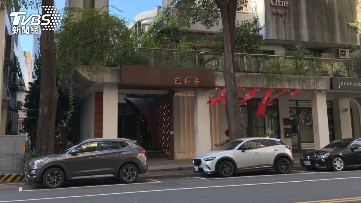 店內擁有價值 3000 萬元的氣派裝潢,但其特定的風格也是難脫手的關鍵因素之一。(圖/TVBS)