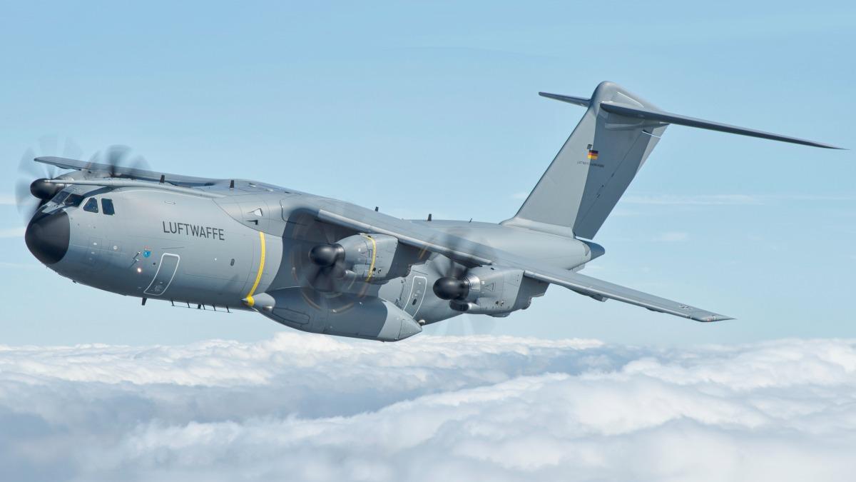 英國皇家空軍改使用空中巴士的A-400M,取代汰除的C-130J。圖為德國空軍的A-400M。(圖/德國空軍)