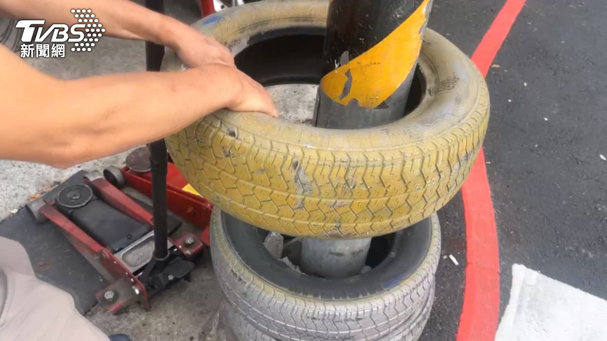 因為有這3個輪胎的緩衝，騎士們只有車輛損壞而人沒有受傷。(圖／店家提供)