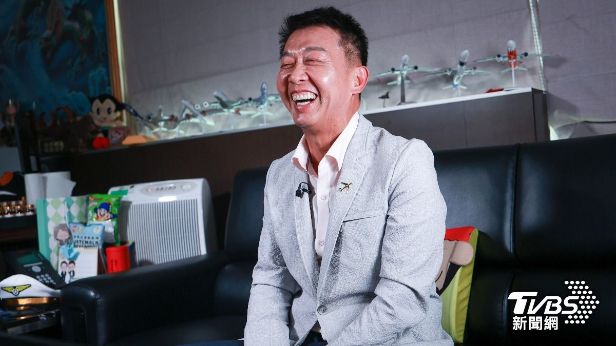 許智傑笑說自己要做讓市民快樂的市長。(圖/華子琛攝)