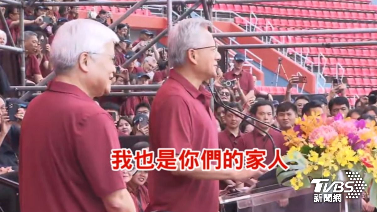 輝達執行長黃仁勳對台積電員工大喊「我也是你們的家人」。(圖/TVBS)