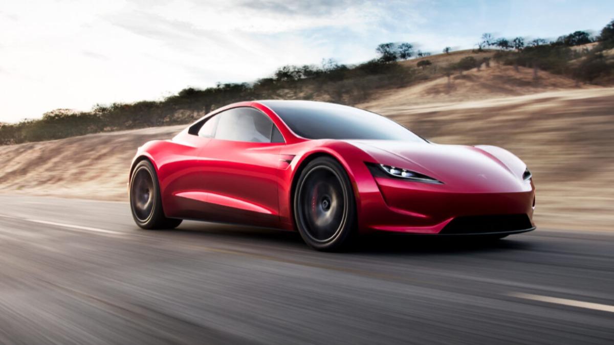 Roadster預計明年4月1日發表,但實際量產還要再12個月以上。(圖/Tesla提供)