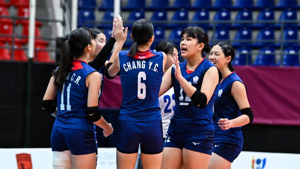 U16女排亞錦賽/台灣2:3不敵韓國錯失冠軍 球員淚灑球場