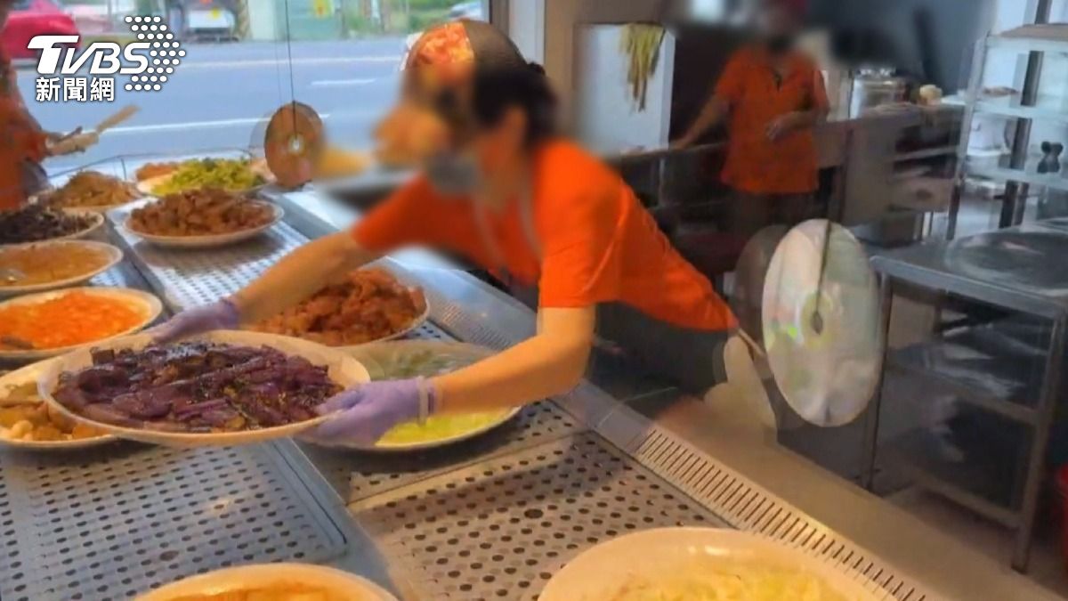 業者懷疑消費者可能還有其他消費,才會導致最終金額達到500元。(圖/TVBS)