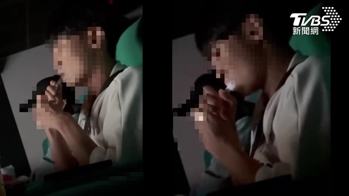有民眾在觀賞電影時一邊抽電子菸,引發其餘觀眾不滿。(圖/民眾授權提供)