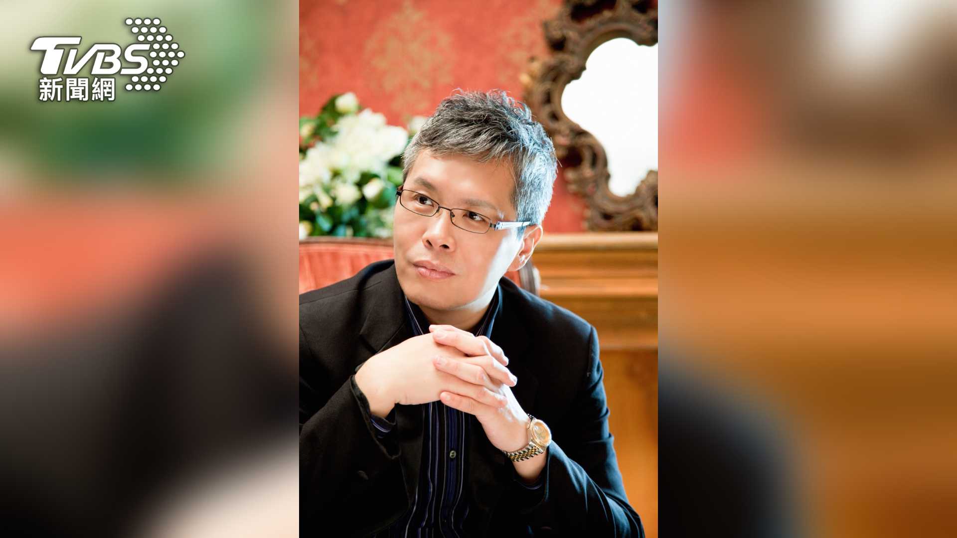 TVBS出版推出全新 Podcast 節目《達達的馬蹄》,由熱愛閱讀的媒體人范立達主持。(圖/TVBS)
