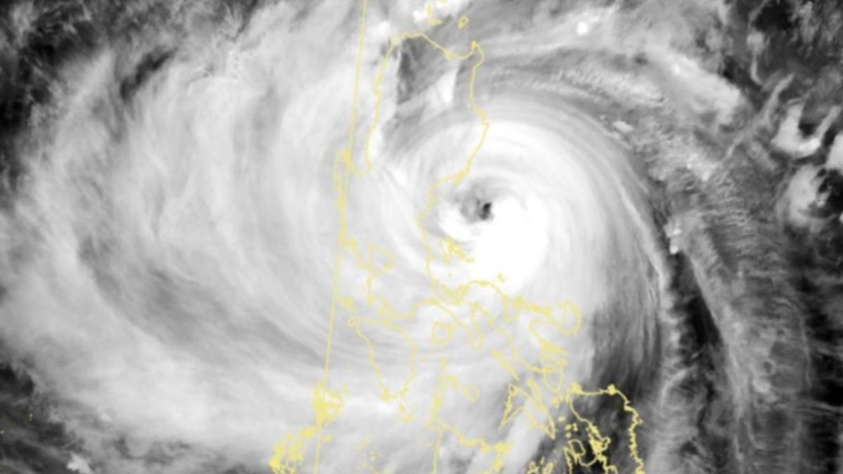 颱風／史上5個「鳳凰颱風」！其中3個來台灣　海陸警報齊發