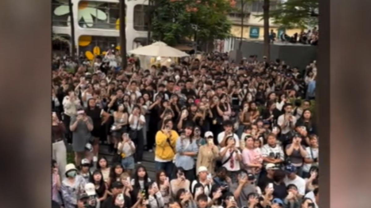 周湯豪快閃中山擠爆。（圖／民眾提供）