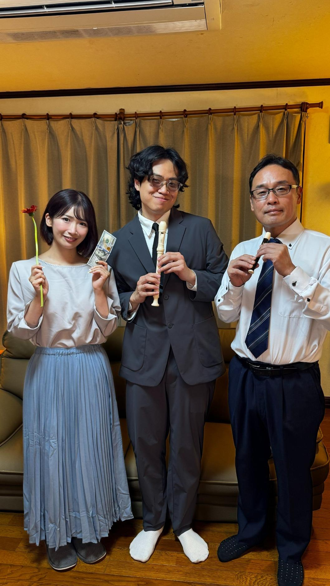 AV男優「東尼大木」（右）、AV女優「美園和花」（左）合體拍攝MV。（圖／SUBYUB提供）