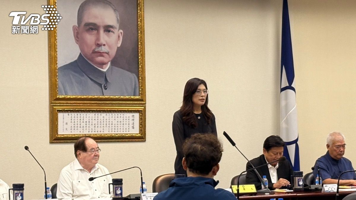 蔣中正後第一人!鄭麗文宣布兼任「這職務」:由我親自上課