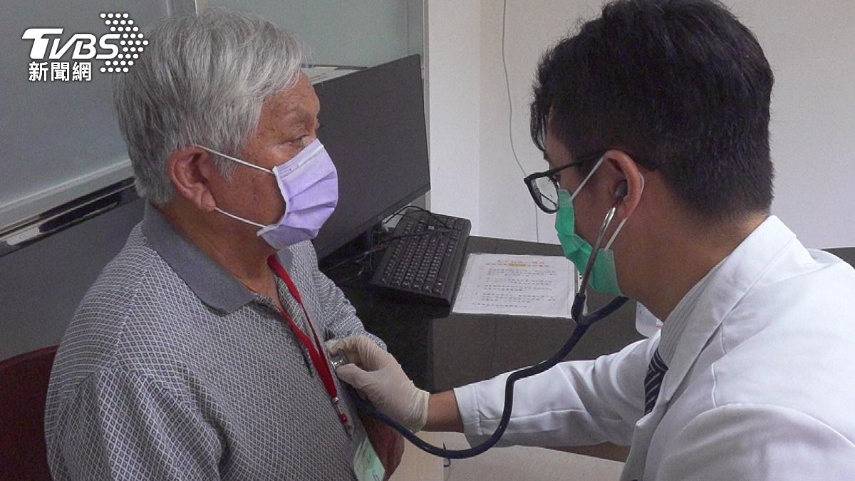新北明年全額補助農職保自付額。(圖/TVBS)