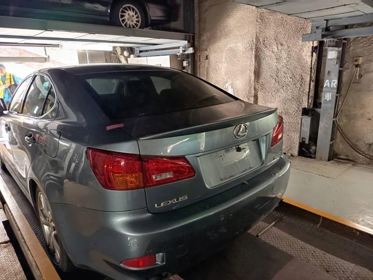 該輛轎車最後被以1500元拍下。(圖/法務部行政執行署宜蘭分署提供)