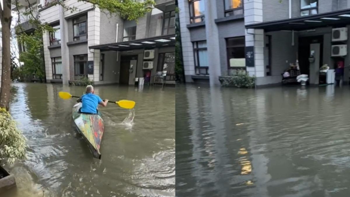 宜蘭淹水嚴重,民眾划船外出。(圖/網友cph_0503 授權提供)