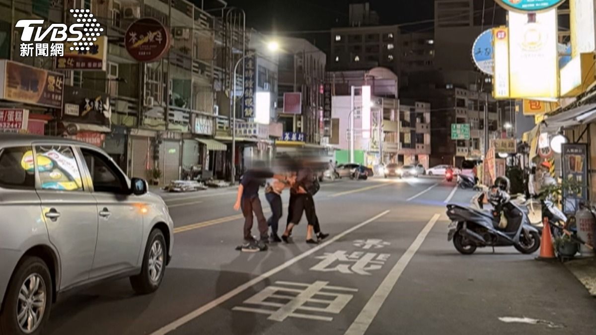 台南日前發生槍擊案，警方12小時內，就在學甲區逮到嫌犯。（圖／TVBS）