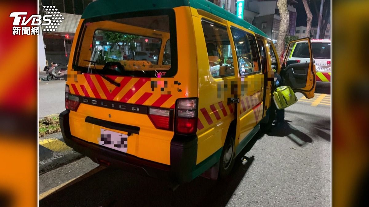 依規定娃娃車駕駛需要持有職業駕照，定期進行健康檢查和CPR訓練。(圖／TVBS)