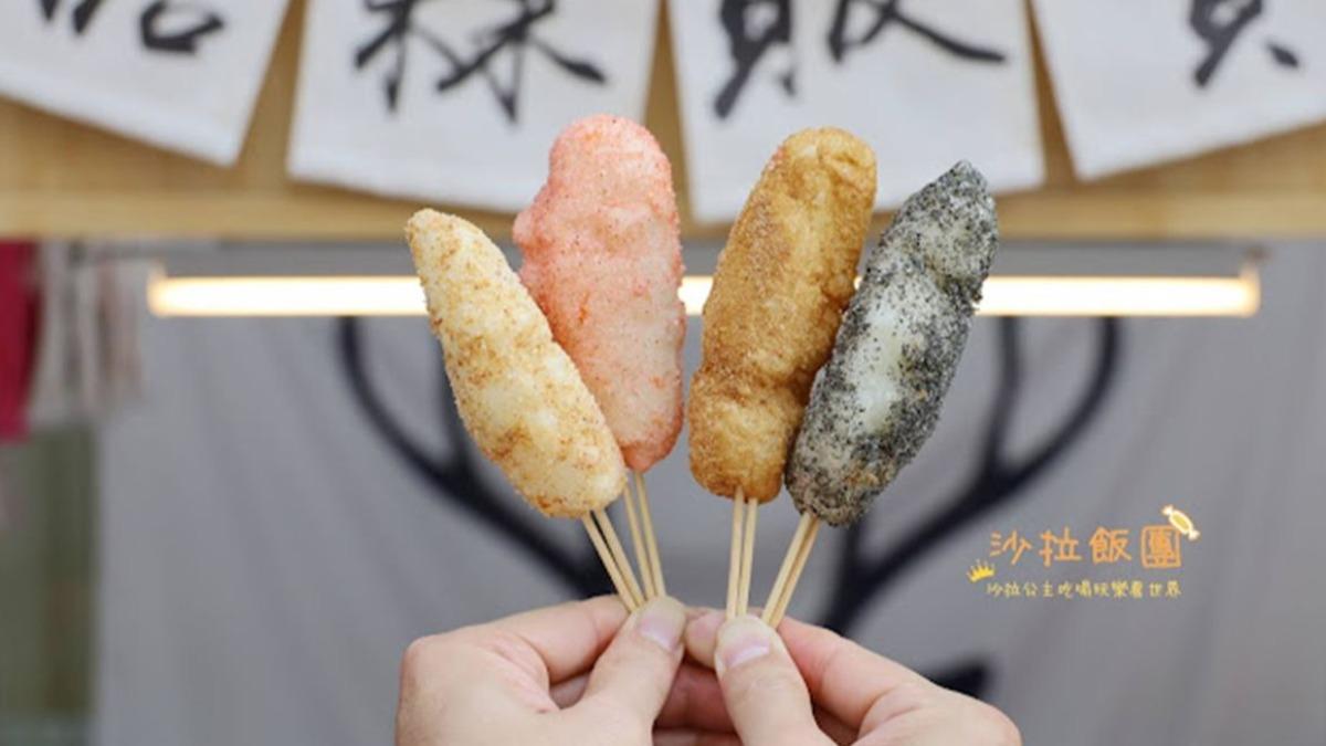 白糖粿有6種口味,每份40元有2條。(圖/沙拉公主吃喝玩樂看世界提供)
