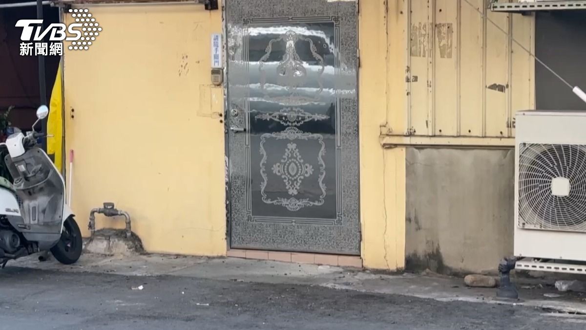 周姓保全因欠債輕生,父母未拋棄繼承,遭房東提告凶宅損害連帶賠償,雪上加霜。(圖/TVBS)