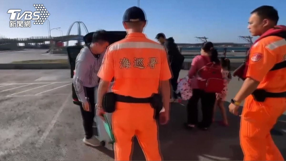 失聯逾11年 印尼女移工在台生6歲童 跑海邊徘迴。(圖/TVBS)