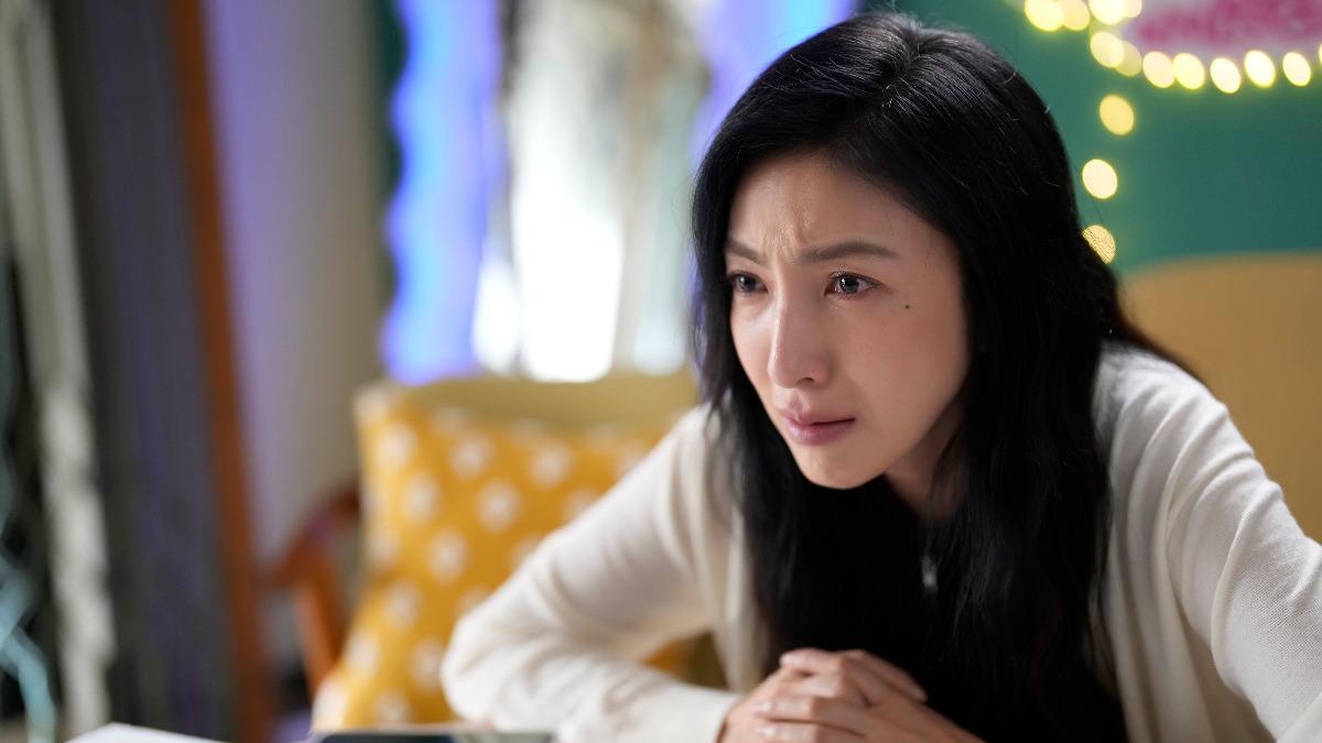 楊謹華面對弄假成真的綁架危機,被迫接受網路公審。(圖/八大提供)