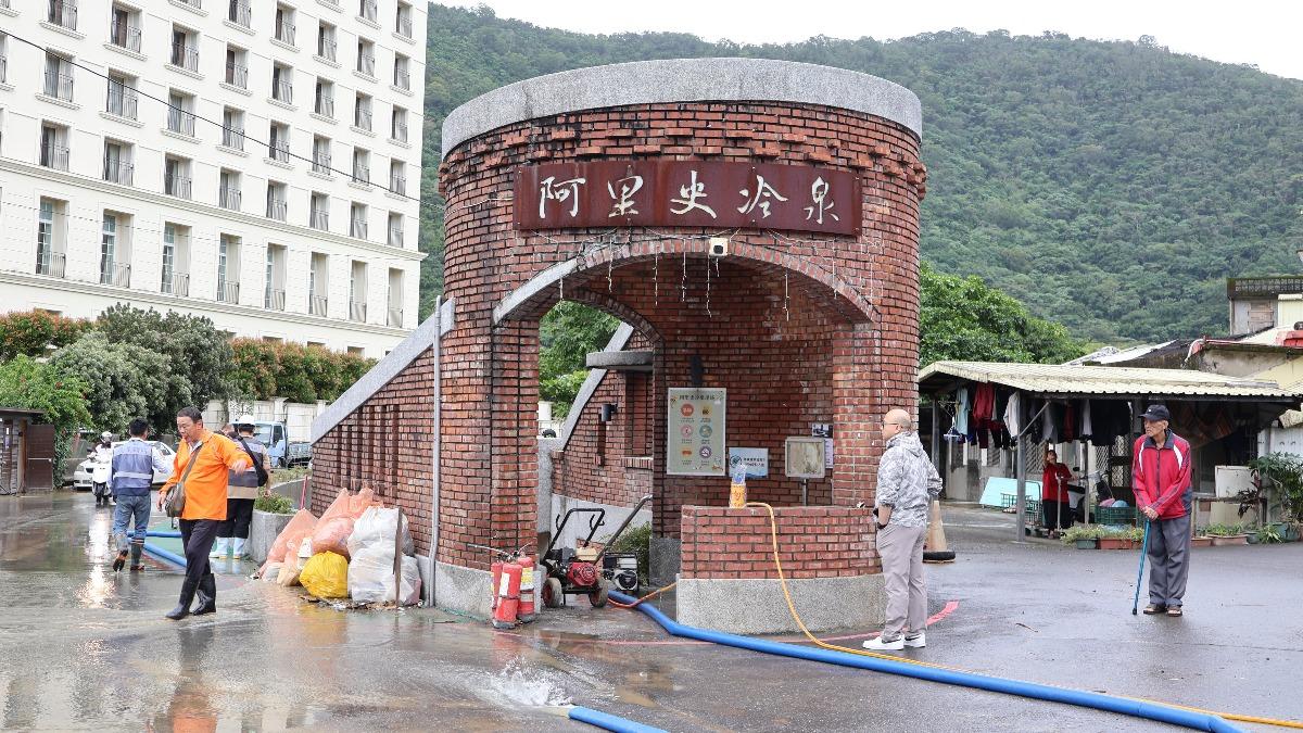 蘇澳冷泉受颱風影響持續清理 園區暫時閉園整修
