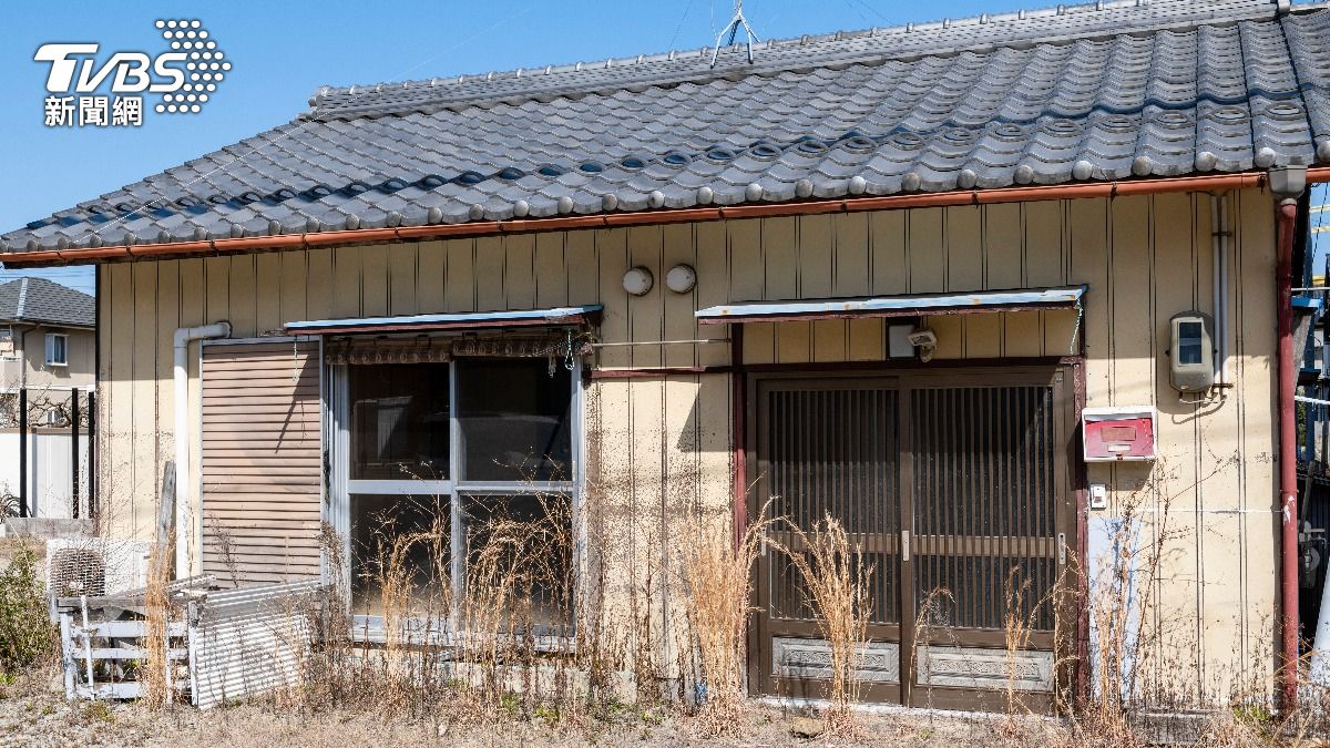 日少年「試膽闖空屋」挖出1億日圓　竟拿去買喪屍煙彈