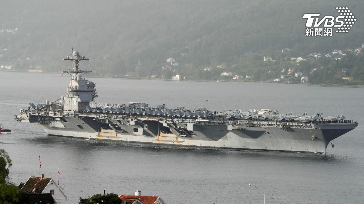 美國「福特號」航空母艦打擊群已經至加勒比海待命 (圖/達志影像路透社)