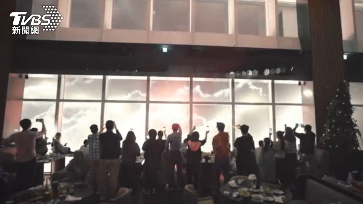 全台最高Buffet跨年訂位率已經達九成滿。(圖/TVBS