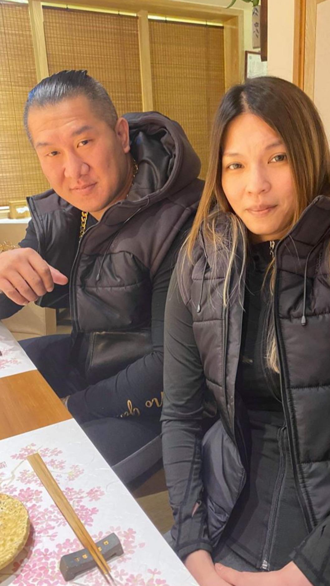 館長和館嫂合照。(圖/翻攝自臉書)