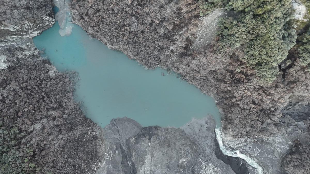 馬太鞍溪堰塞湖仍有風險!1億立方公尺土砂堆坡面 最新空拍曝