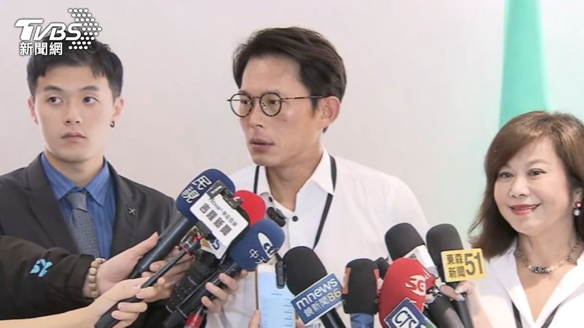 黃國昌說,已經敲定好在下周會見鄭麗文。(圖/TVBS)