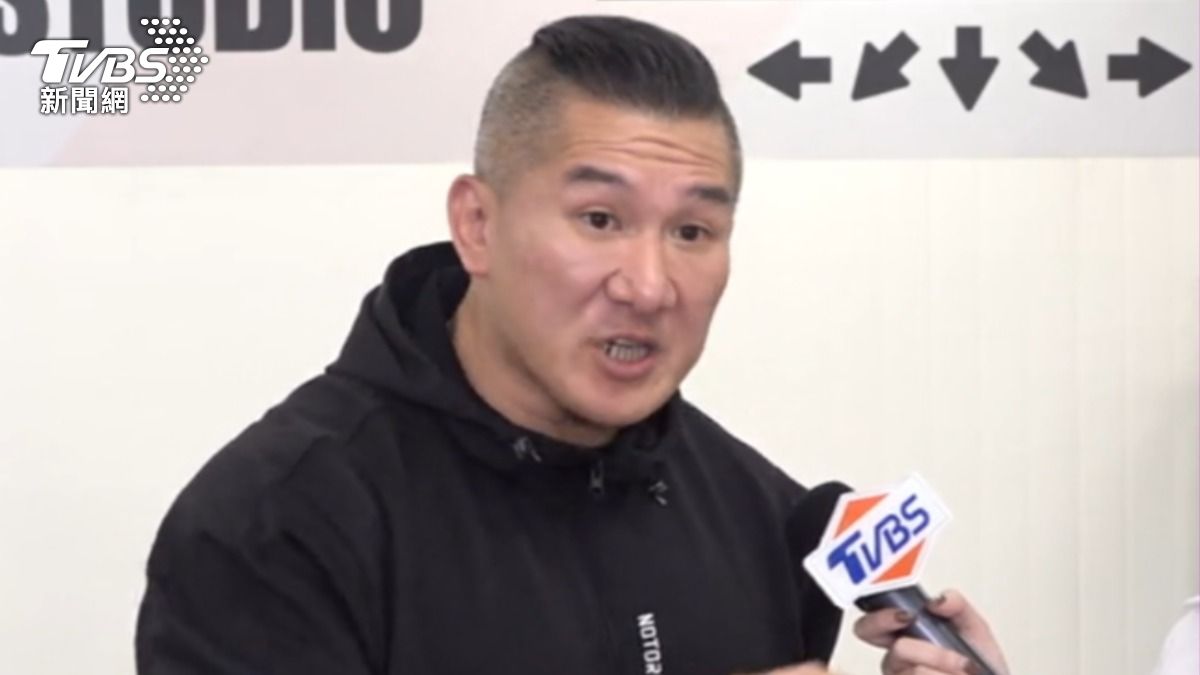 館長陳之漢接受《TVBS》訪問時表示,自己之所以主動爆料,就是不想再被3名員工聯手勒索。(圖/TVBS)