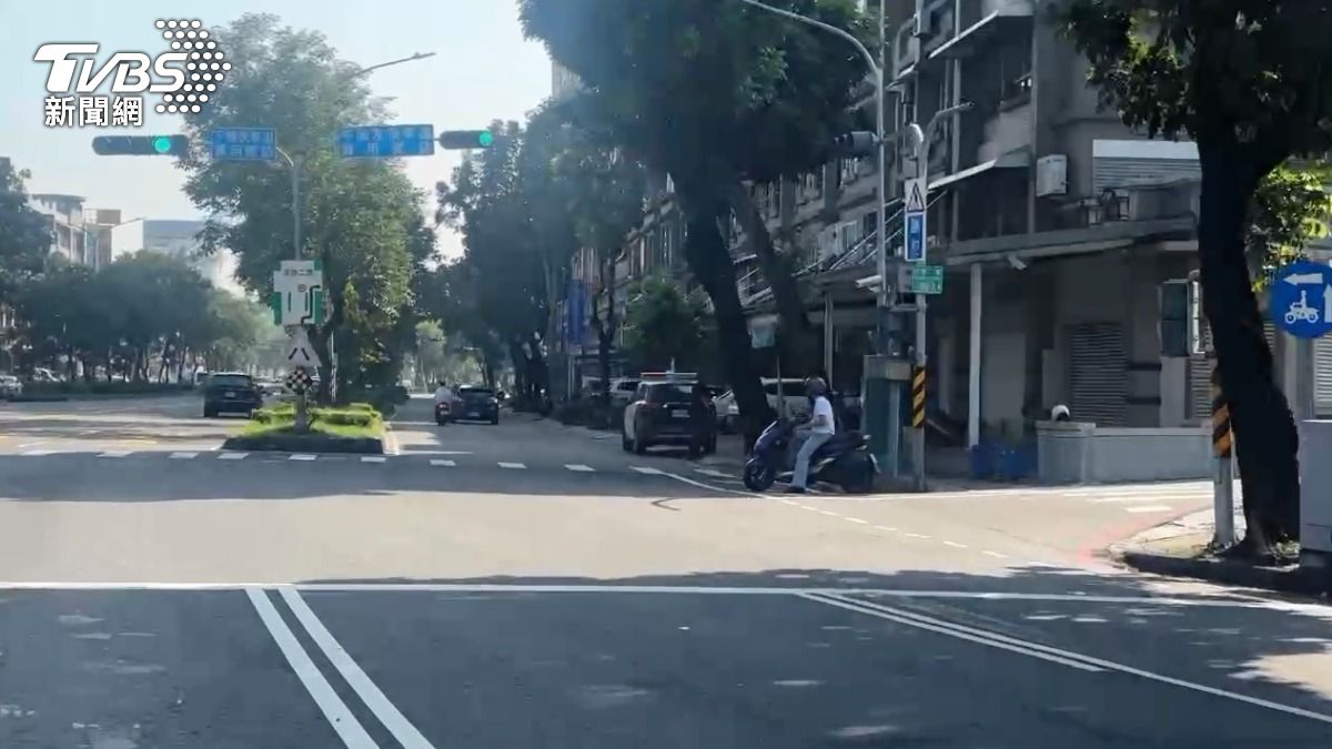 73歲的陳姓肇事駕駛，返家途中他在德明新橋下違規右轉，導致1死8傷的嚴重後果。（圖／TVBS）