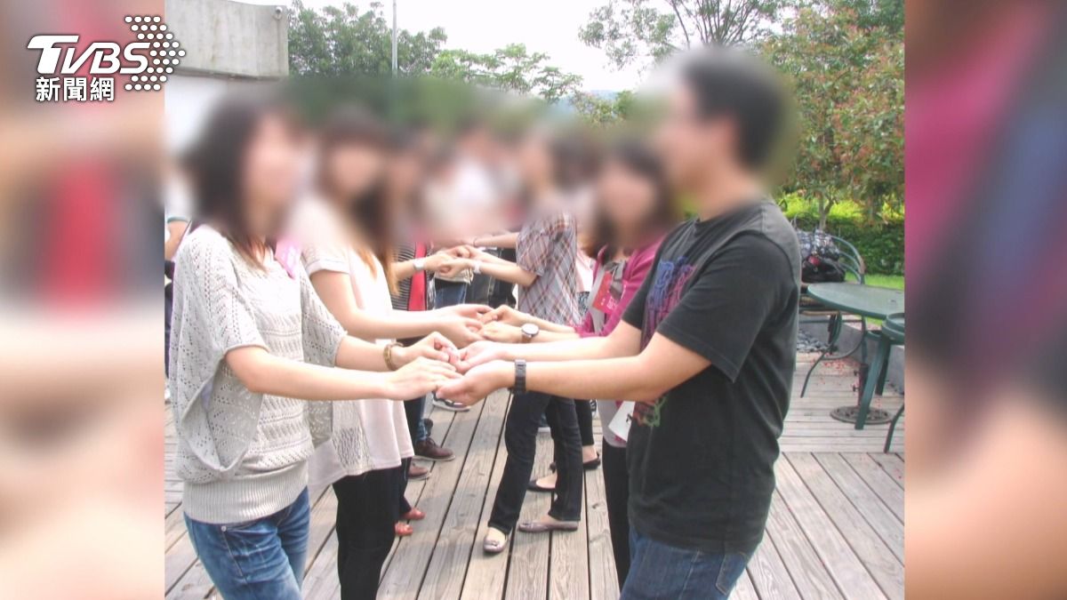 因秉持「事業未成,何以家為」的理念而遲遲未婚。(圖/TVBS)