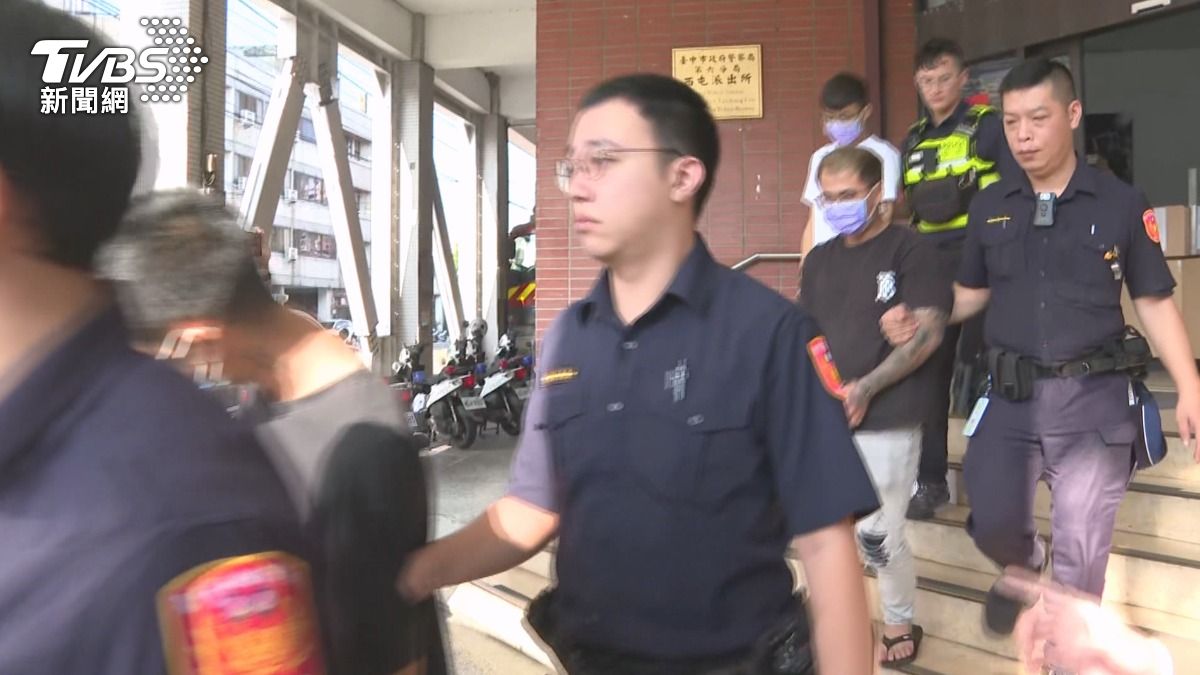 台中8猴深夜炸街要去討債 正義哥嫌吵拿滅火器抗議遭圍毆