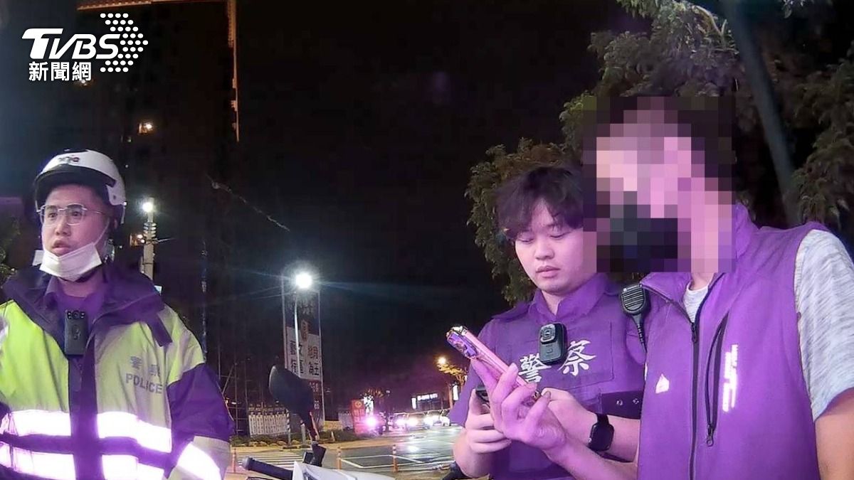 承辦員警質問邱姓男子時,邱男坦承整起事件是自導自演。(圖/TVBS)