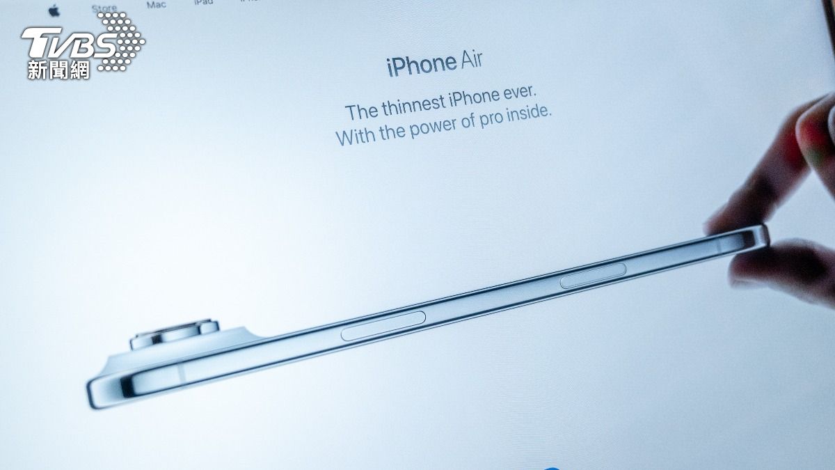 蘋果iPhone air為摺疊機的前哨。(示意圖/shutterstock 達志影像)