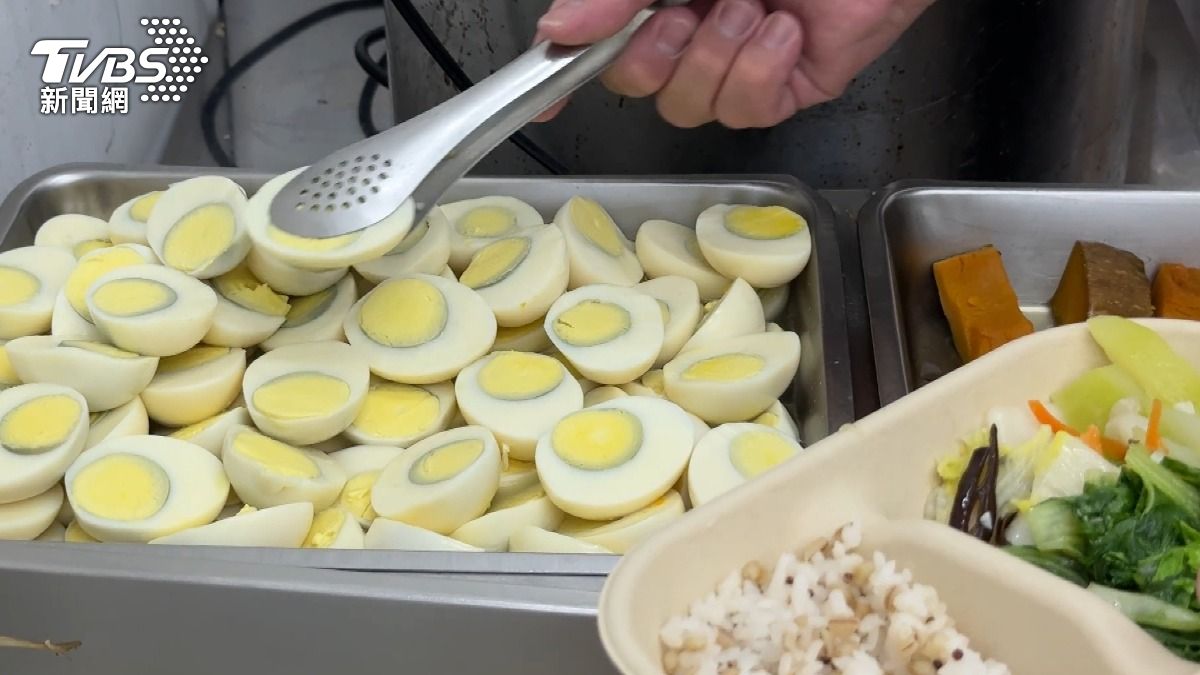 大型研究揭密 正確吃飯順序可控血糖 (圖/TVBS)