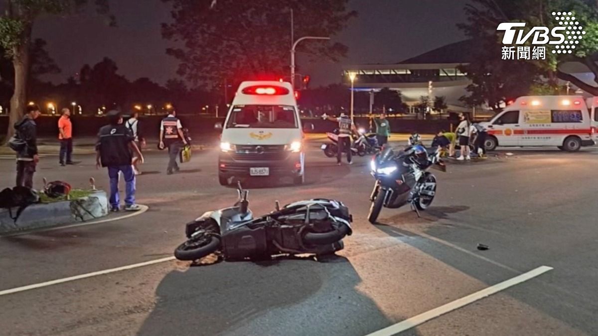 酒駕釀禍?高雄深夜2騎士慘摔 1人意識模糊CPR搶命