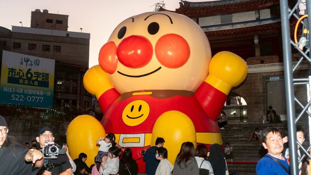 ▲是大型裝置也是遊具,現場開放10歲以下孩童進入體驗。(圖片來源:新竹市政府)
