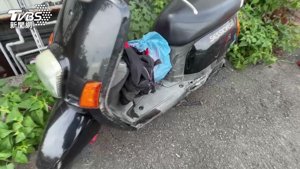 事故發生在下坡路段,女騎士是直行車輛,可能是未禮讓直行車才導致這起悲劇。(圖/TVBS)
