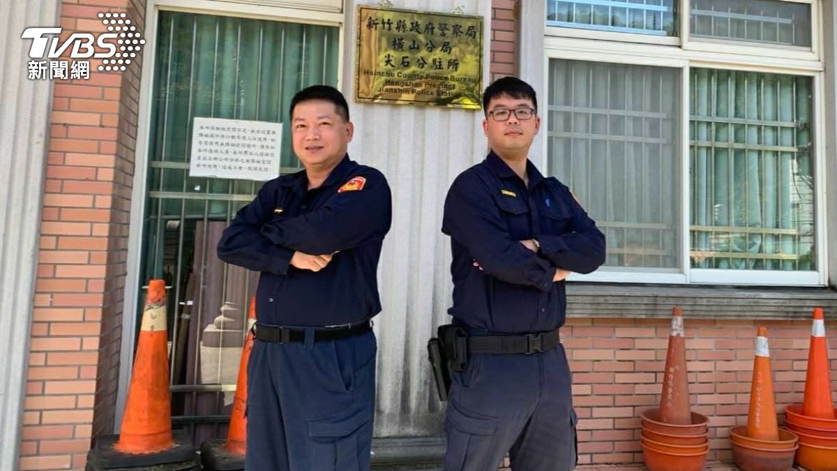 獨自扶養四子!媽債台高築「站派出所前」 暖警「一舉動」救全家