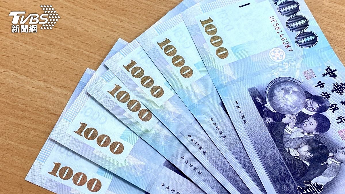 普發現金一萬元17日起開放ATM提領。(示意圖/shutterstock達志影像)