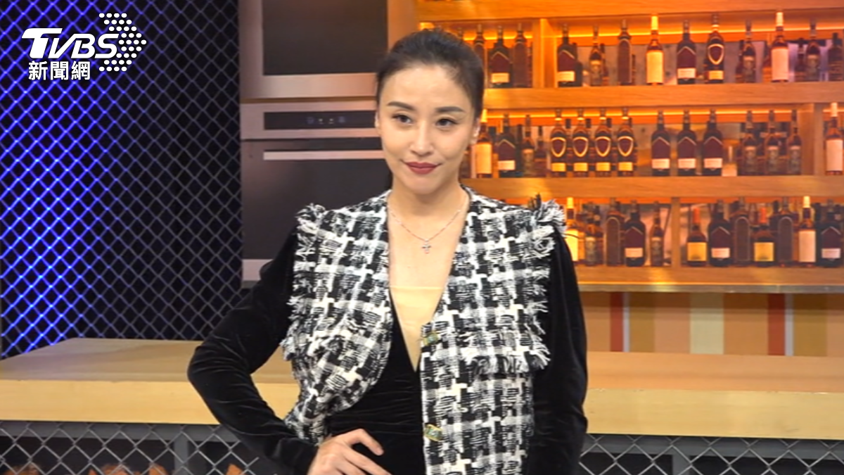 安歆澐接受訪問曝光目前的離婚官司進度。(圖/TVBS)