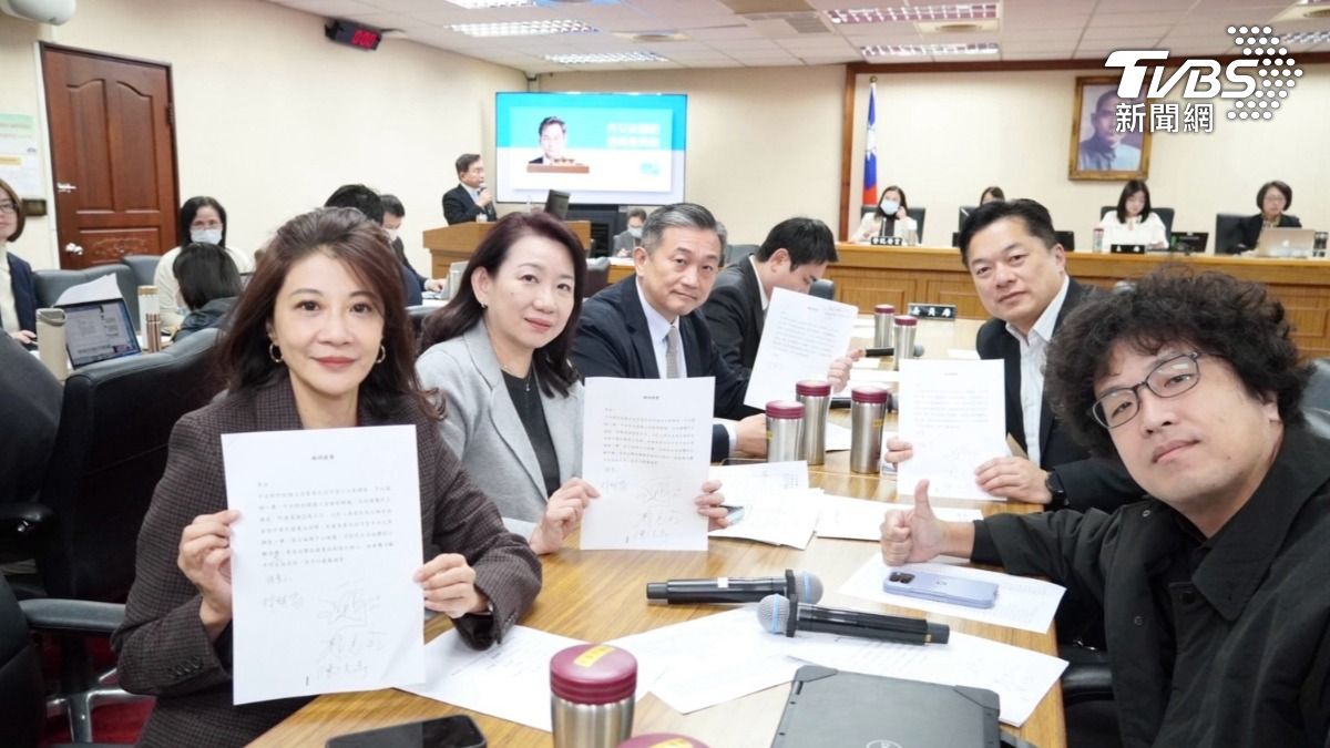 中共懸賞喊抓沈伯洋!綠委提案譴責「中共應自我克制」通過了